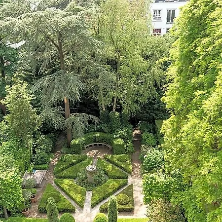 Empire Garden View Guest house