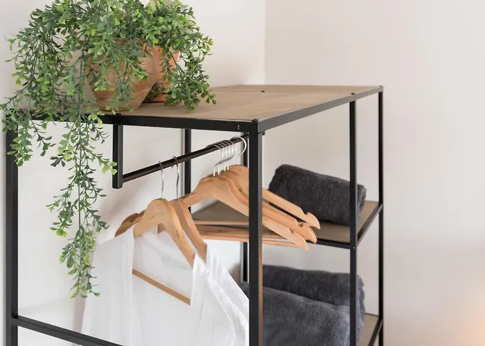 Empire Garden View ゲストハウス