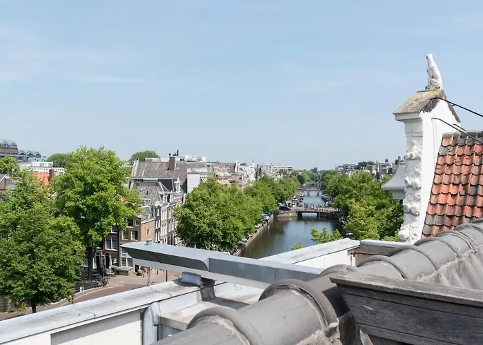 ゲストハウス Empire Garden View 4*